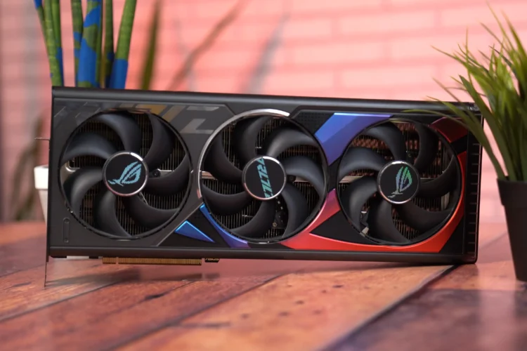 Asus Rog Strix RTX 4080 Super recenzija