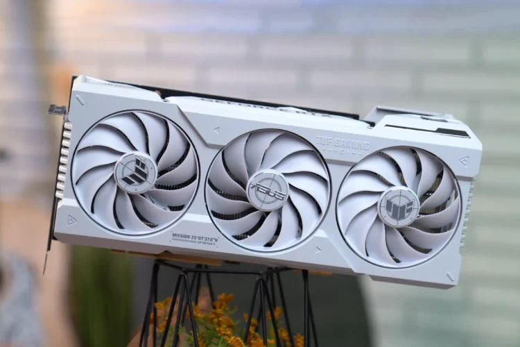 Grafička karta bez konektora za napajanje! – Asus TUF RTX 4070Ti Super BTF