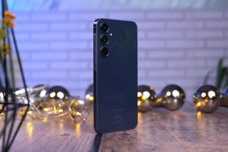 Samsung Galaxy A55 recenzija
