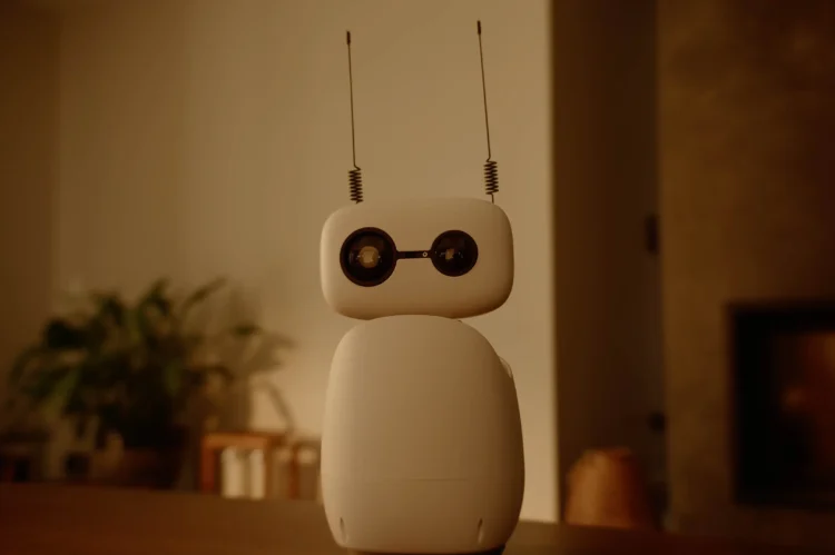 Hugging Face lansirao robota od $299 koji može promeniti industriju
