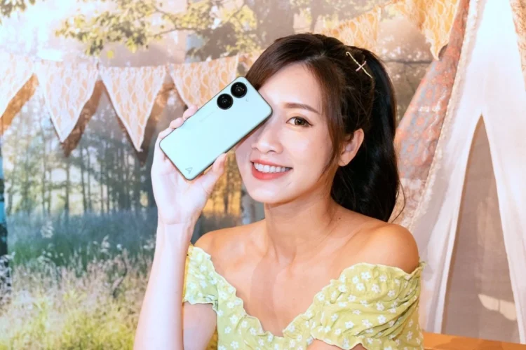 ASUS Zenfone 10 zadržava kompaktan format i donosi ozbiljna poboljšanja