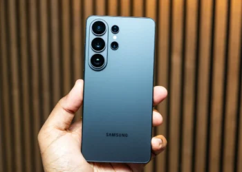 Galaxy S26 Ultra ekran navodno izaziva zamor očiju i glavobolju