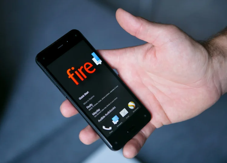 Amazon se vraća na tržište telefona, novi AI model u pripremi